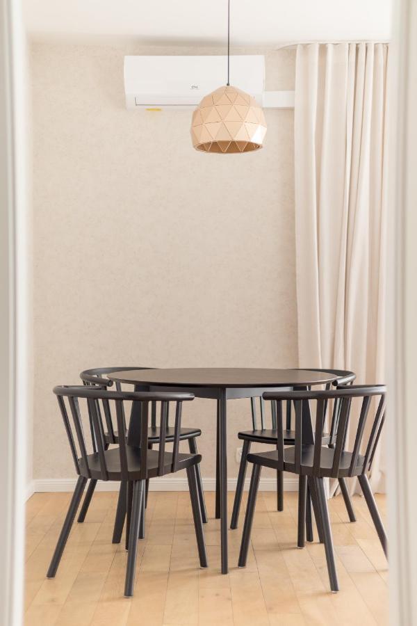 Grand Theater Beige Apartment Варшава Экстерьер фото